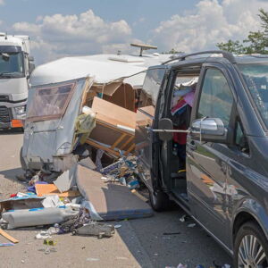 4 Wohnwagen Wohnmobil Caravan Beratung Unfall Kostenvoranschlag Gutachten erstellen KOZ Gutachter KFZ Sachverständiger Sachverständigenbüro
